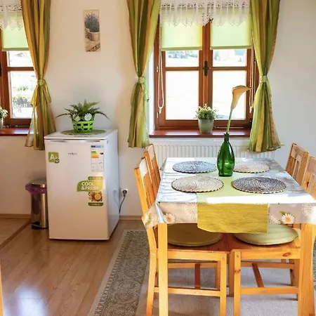 L.v. Apartman
