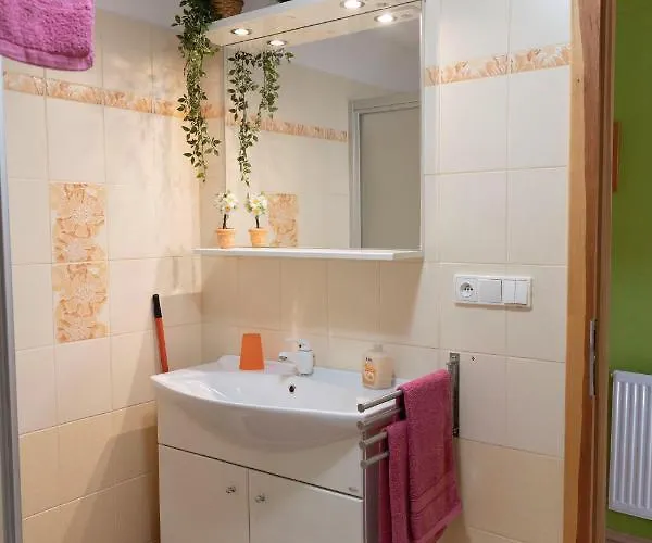 L.v. Apartment